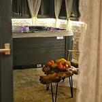 Villa Cliffside Vilic
