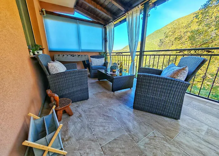 فيلة Cliffside Vilic Vrgorac