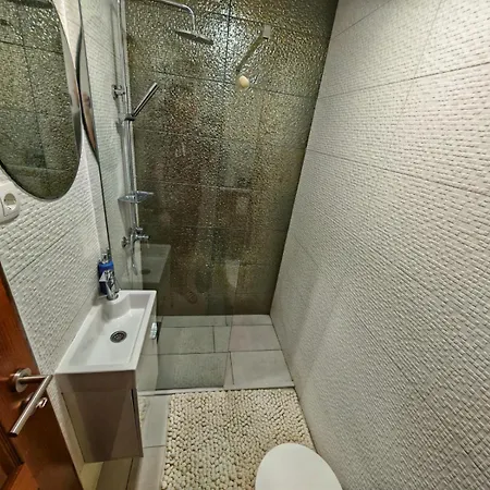 Cliffside Vilic Vila